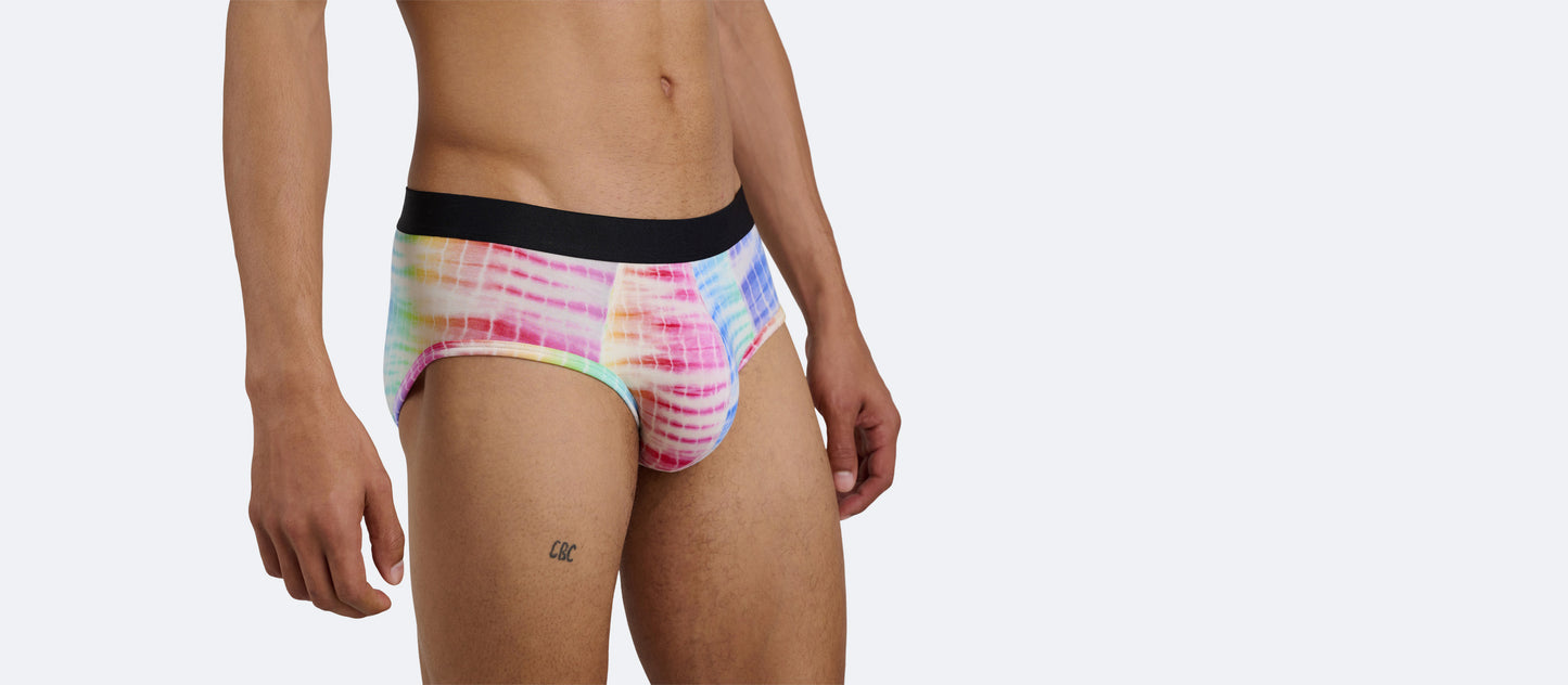 Brief | Rainbow Daze